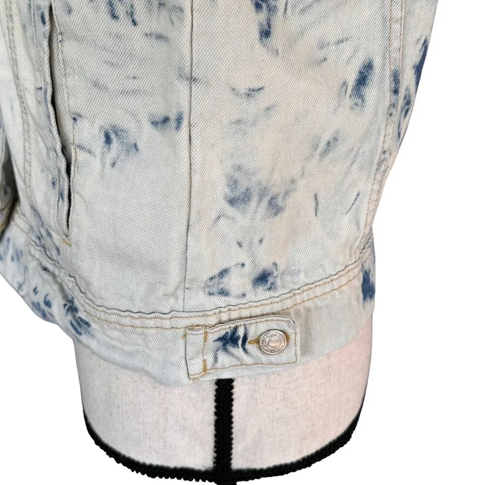 Free People Small Rumors Jean Jacket Button-Up Jones Tie-Dye Long Sleeve Pockets